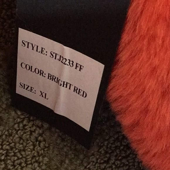 Faux fur coat - Picture 7 of 11